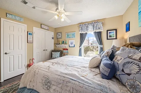 3908 Bridge Harbor Drive Galveston TX 77554