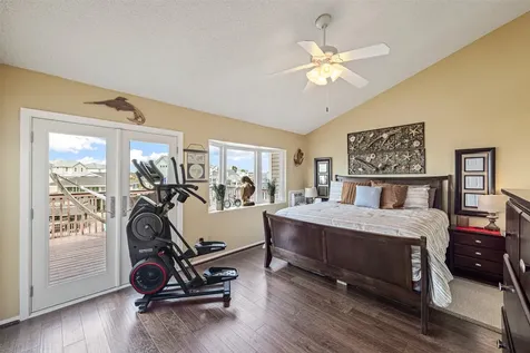 3908 Bridge Harbor Drive Galveston TX 77554