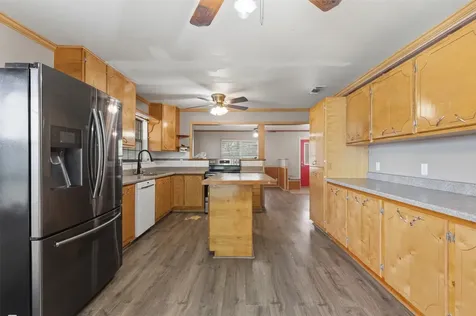 6024 Highway 36 N Brenham TX 77833