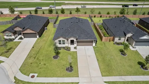 1054 Great Barracuda Lane Alvin TX 77511