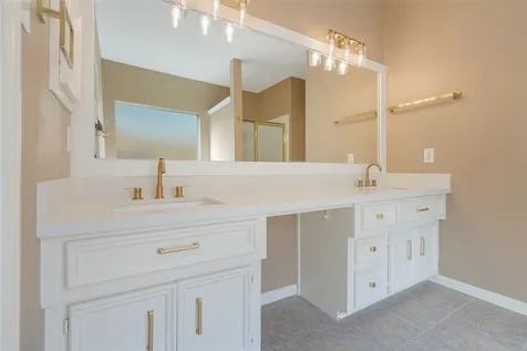 11719 Lakewood Crossing Drive Tomball TX 77377