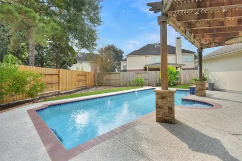 11719 Lakewood Crossing Drive Tomball TX 77377