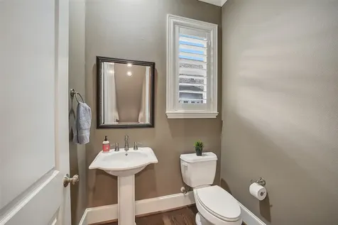 1374 Lake Pointe Parkway Sugar Land TX 77478