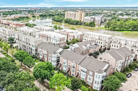 1374 Lake Pointe Parkway Sugar Land TX 77478