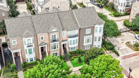 1374 Lake Pointe Parkway Sugar Land TX 77478