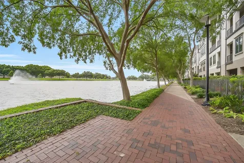 1374 Lake Pointe Parkway Sugar Land TX 77478