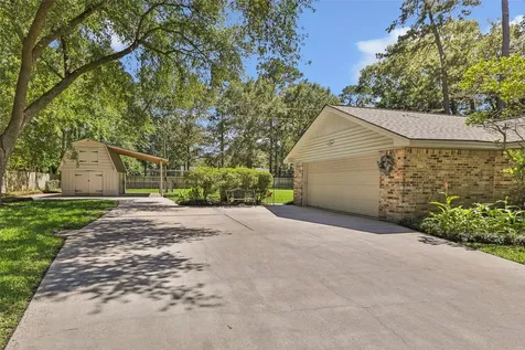 1710 Palomino Lane Kingwood TX 77339