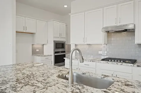 8010 Chantilly Manor Fulshear TX 77441