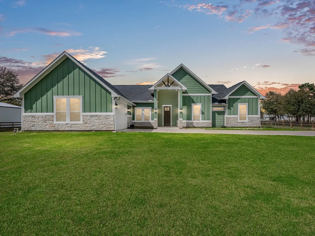 2612 County Road 160 Alvin TX 77511