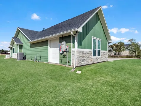 2612 County Road 160 Alvin TX 77511