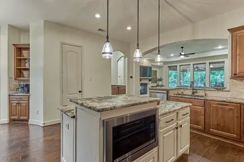 119 Grove Clover Lane Montgomery TX 77316