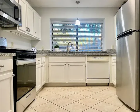 2711 Grants Lake Boulevard 104 Sugar Land TX 77479