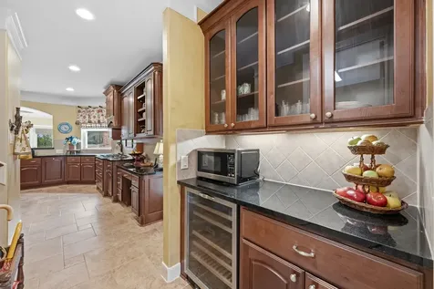 1319 Regal Shores Court Kingwood TX 77345