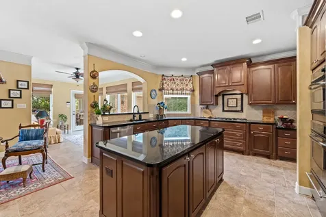 1319 Regal Shores Court Kingwood TX 77345