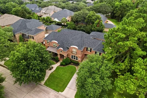1319 Regal Shores Court Kingwood TX 77345