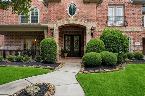1319 Regal Shores Court Kingwood TX 77345