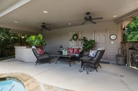 1319 Regal Shores Court Kingwood TX 77345