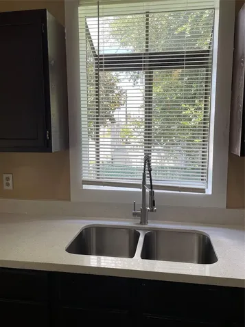 3828 Avenue M 1/2 Galveston TX 77550