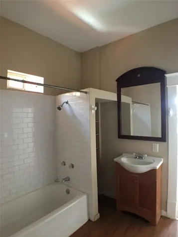 3828 Avenue M 1/2 Galveston TX 77550