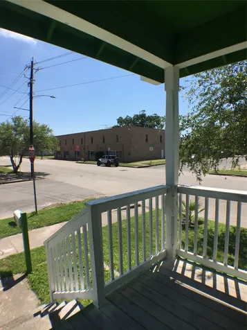 3828 Avenue M 1/2 Galveston TX 77550