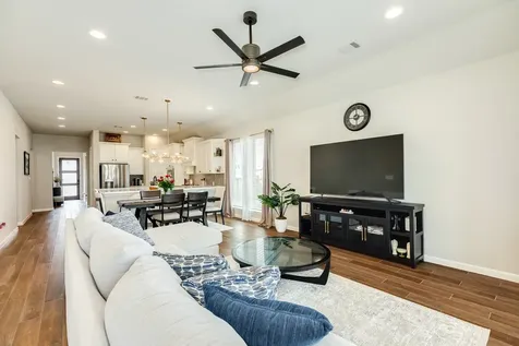 5039 Country Meadows Trail Iowa Colony TX 77583