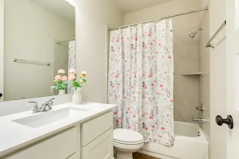 5039 Country Meadows Trail Iowa Colony TX 77583