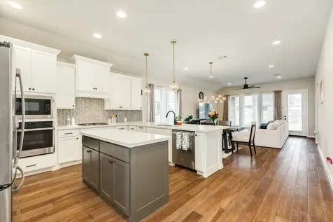 5039 Country Meadows Trail Iowa Colony TX 77583