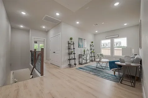 3837 Mainer Street Houston TX 77021