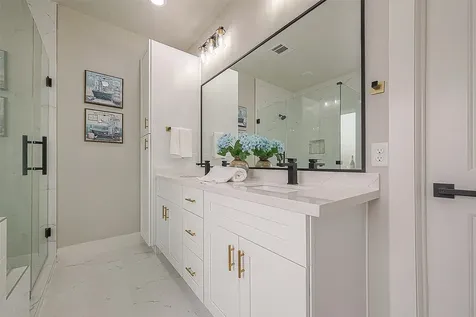 3837 Mainer Street Houston TX 77021