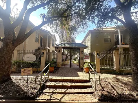 2700 Revere Street 101 Houston TX 77098