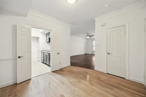 2700 Revere Street 101 Houston TX 77098
