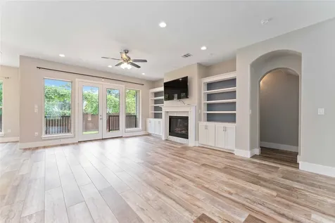 4310 Fernwood Drive Houston TX 77021