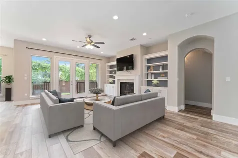 4310 Fernwood Drive Houston TX 77021