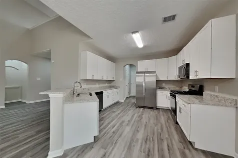 8618 Cedar Walk Drive Tomball TX 77375