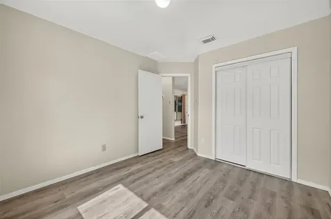 1915 Aldates Drive Houston TX 77015