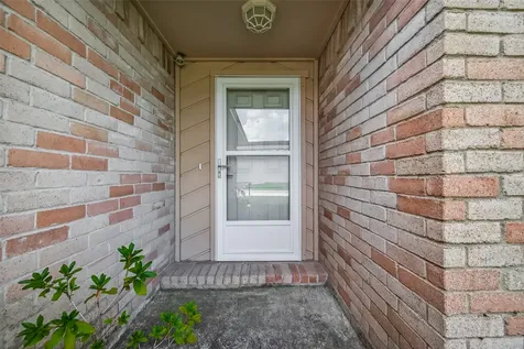 1915 Aldates Drive Houston TX 77015