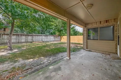 1915 Aldates Drive Houston TX 77015