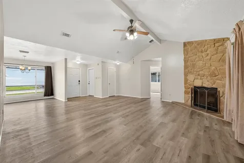 1915 Aldates Drive Houston TX 77015