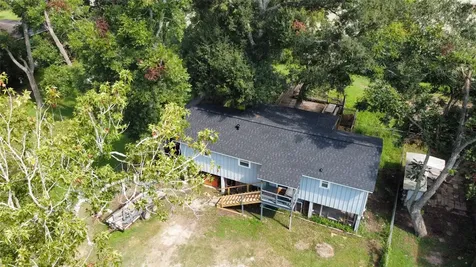 1813 County Road 1333 Liberty TX 77575