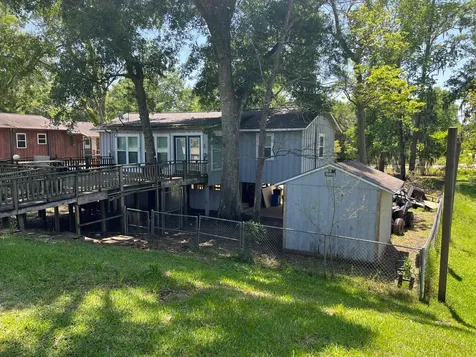 1813 County Road 1333 Liberty TX 77575
