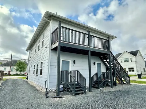 225 N Everton Street 4 Houston TX 77003