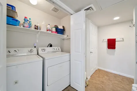2815 Kings Crossing Drive 214 Kingwood TX 77345