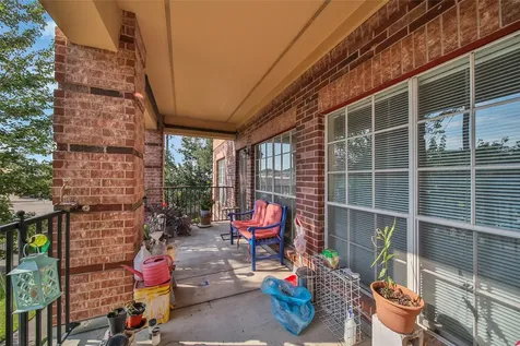 2815 Kings Crossing Drive 214 Kingwood TX 77345