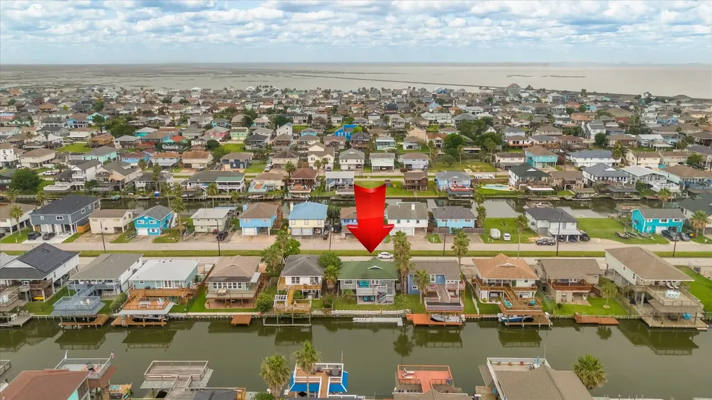 313 Ling Bayou Vista TX 77563