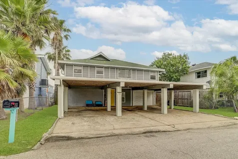 313 Ling Bayou Vista TX 77563