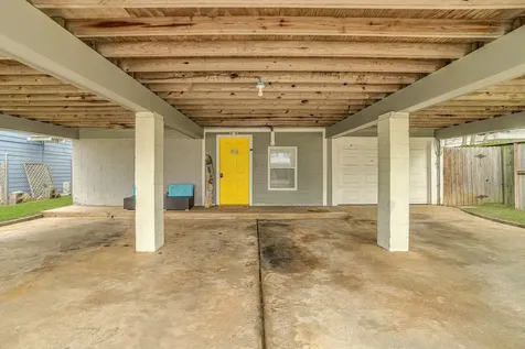 313 Ling Bayou Vista TX 77563