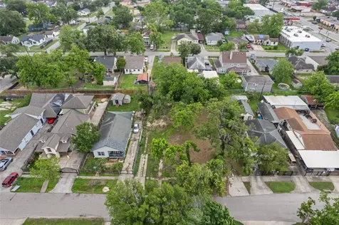 619 Gazin Street Houston TX 77020