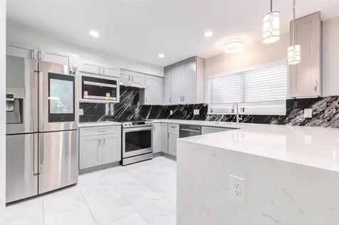 11643 Village Place Drive 194 Houston TX 77077
