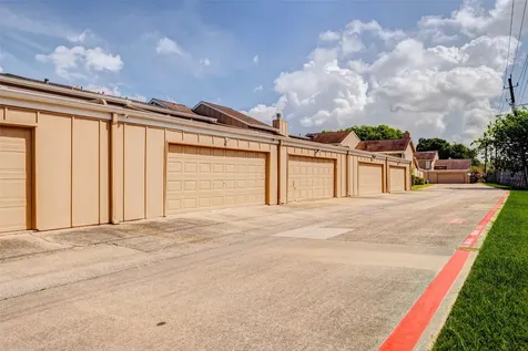 11643 Village Place Drive 194 Houston TX 77077