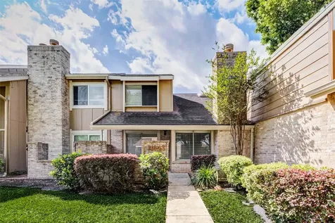 11643 Village Place Drive 194 Houston TX 77077